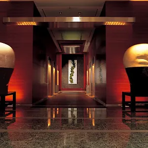 https://grand-hyatt.alltokyohotels.com